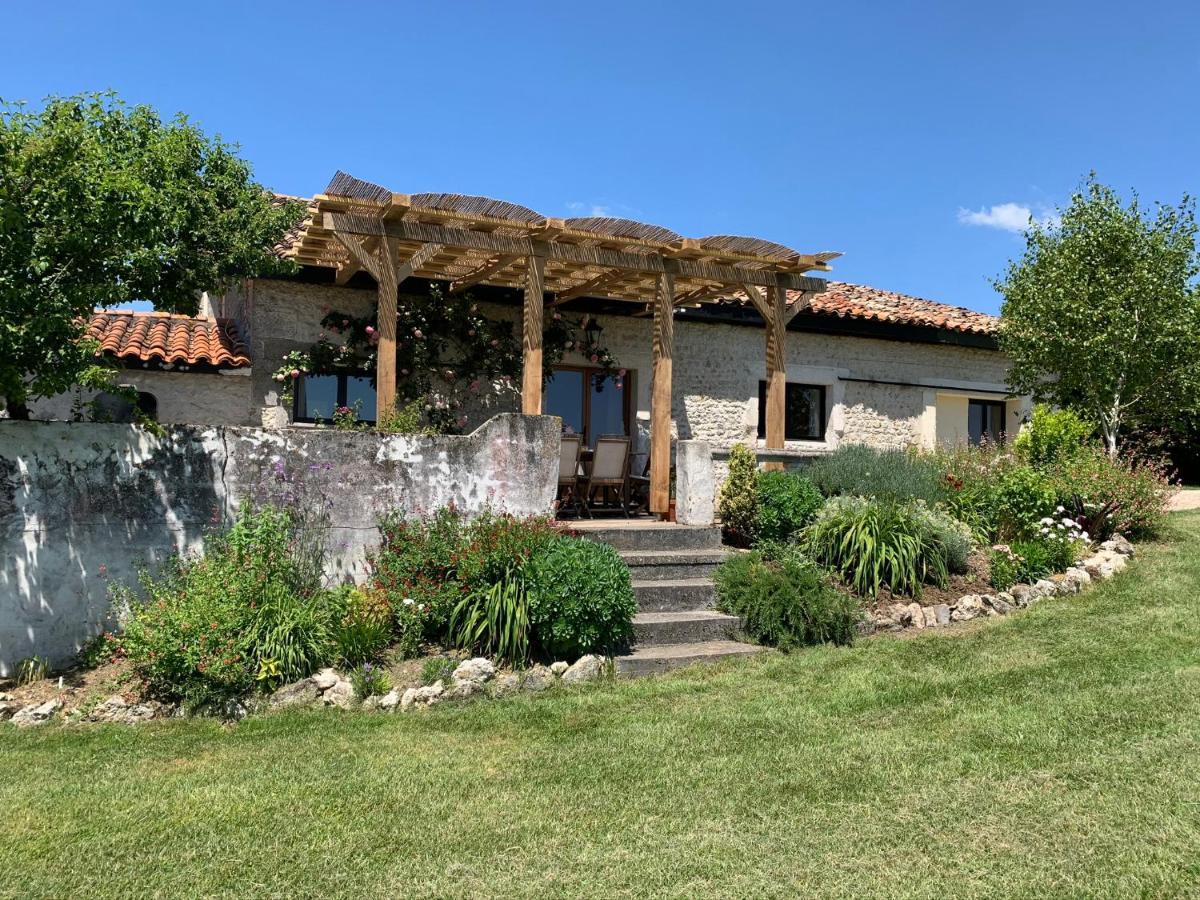 Chez Sarrazin Villa Brossac Exterior foto