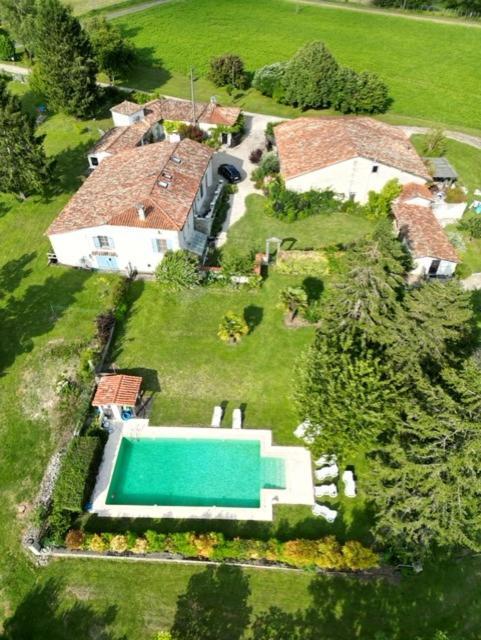 Chez Sarrazin Villa Brossac Exterior foto