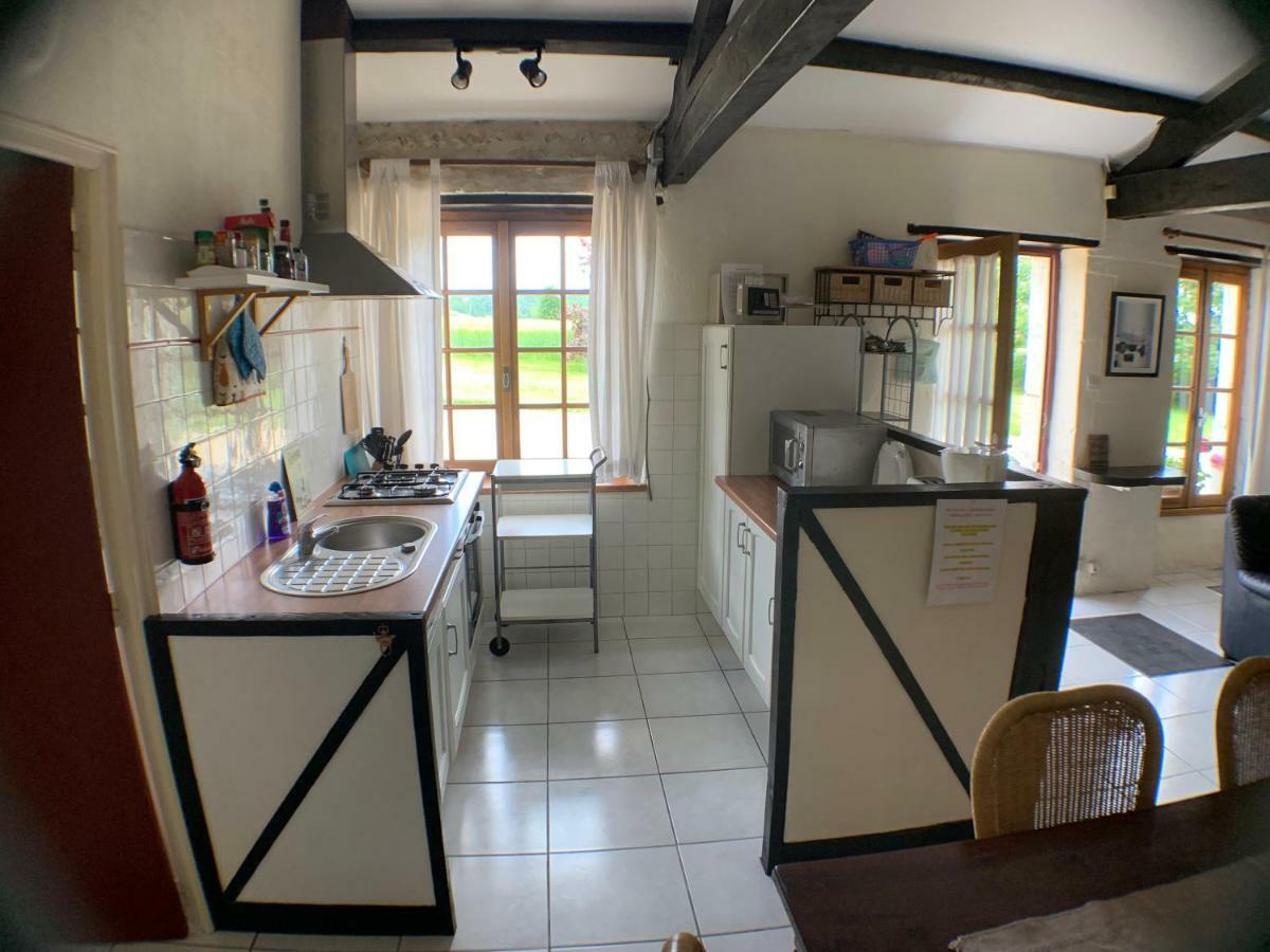 Chez Sarrazin Villa Brossac Exterior foto